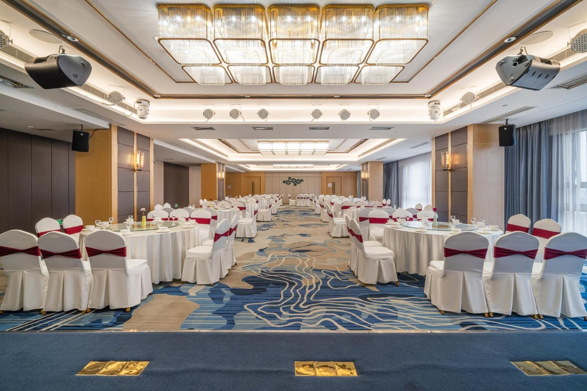 Holiday Inn Express Chengdu Tianhe By Ihg Pixian Extérieur photo